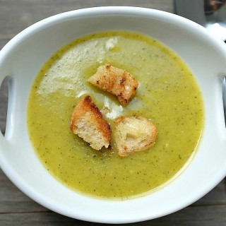 Einfache Zucchinisuppe