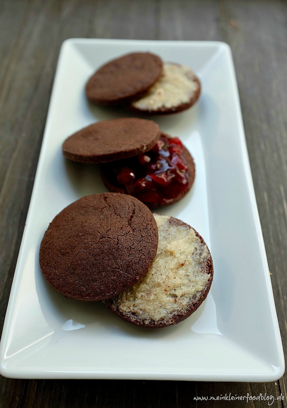 Selbstgemachte Oreos - Schokokekse mit Vanillecreme