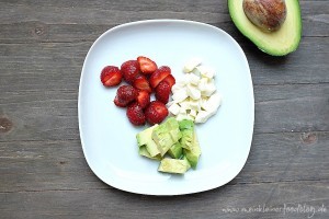 Der Sommersalat des Jahres: Avocado-Erdbeer-Salat mit Mozzarella und Balsamico