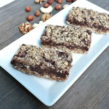 Gesund & lecker: Nuss-Schokoladen-Riegel (raw)