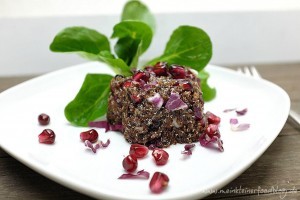 Canihua habt ihr noch nie gehört? Es ist eine Art Baby-Quinoa. Er hat einen leicht nussigen sowie schokoladigen Geschmack und ist voll mit wichtigen Nährstoffen.