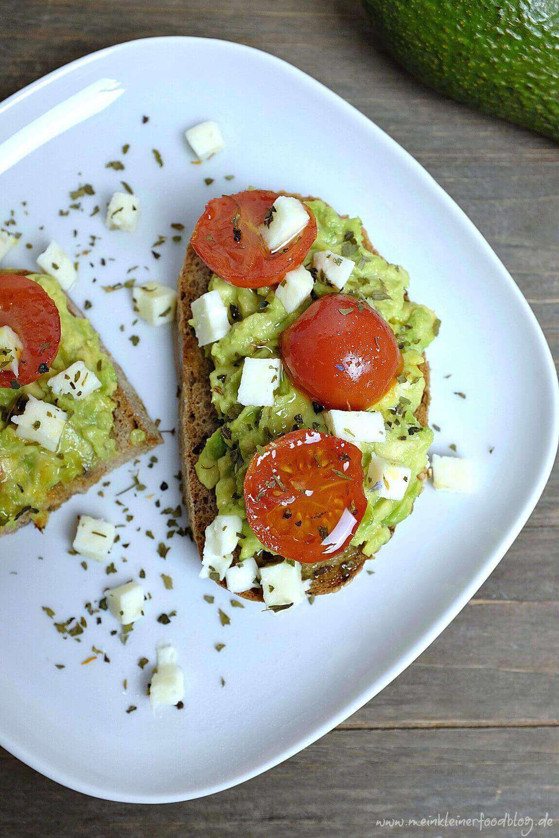 Avocado Bruschetta deluxe - Schnelle &amp; einfache Rezepte