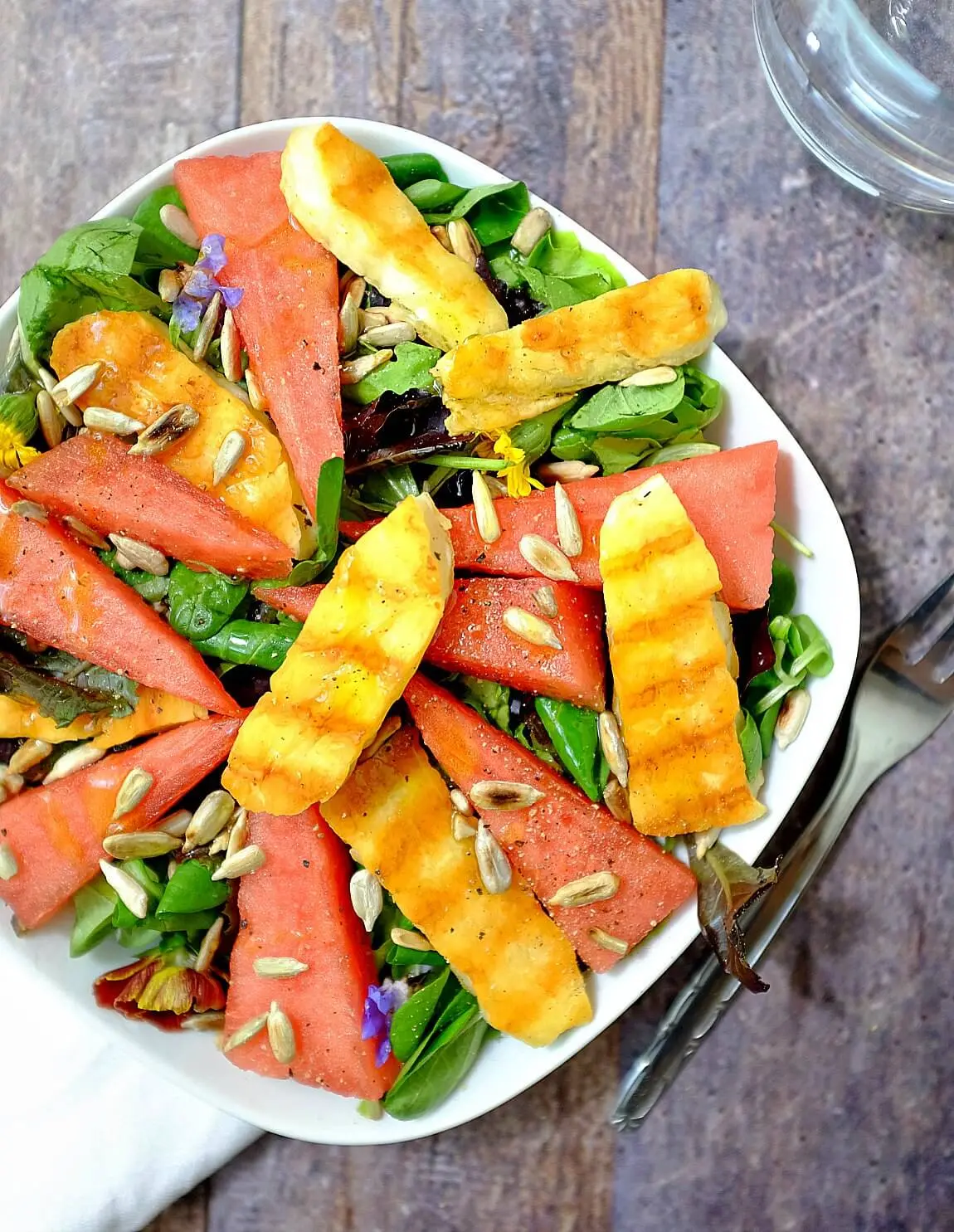 Melonen-Salat mit gegrilltem Halloumi