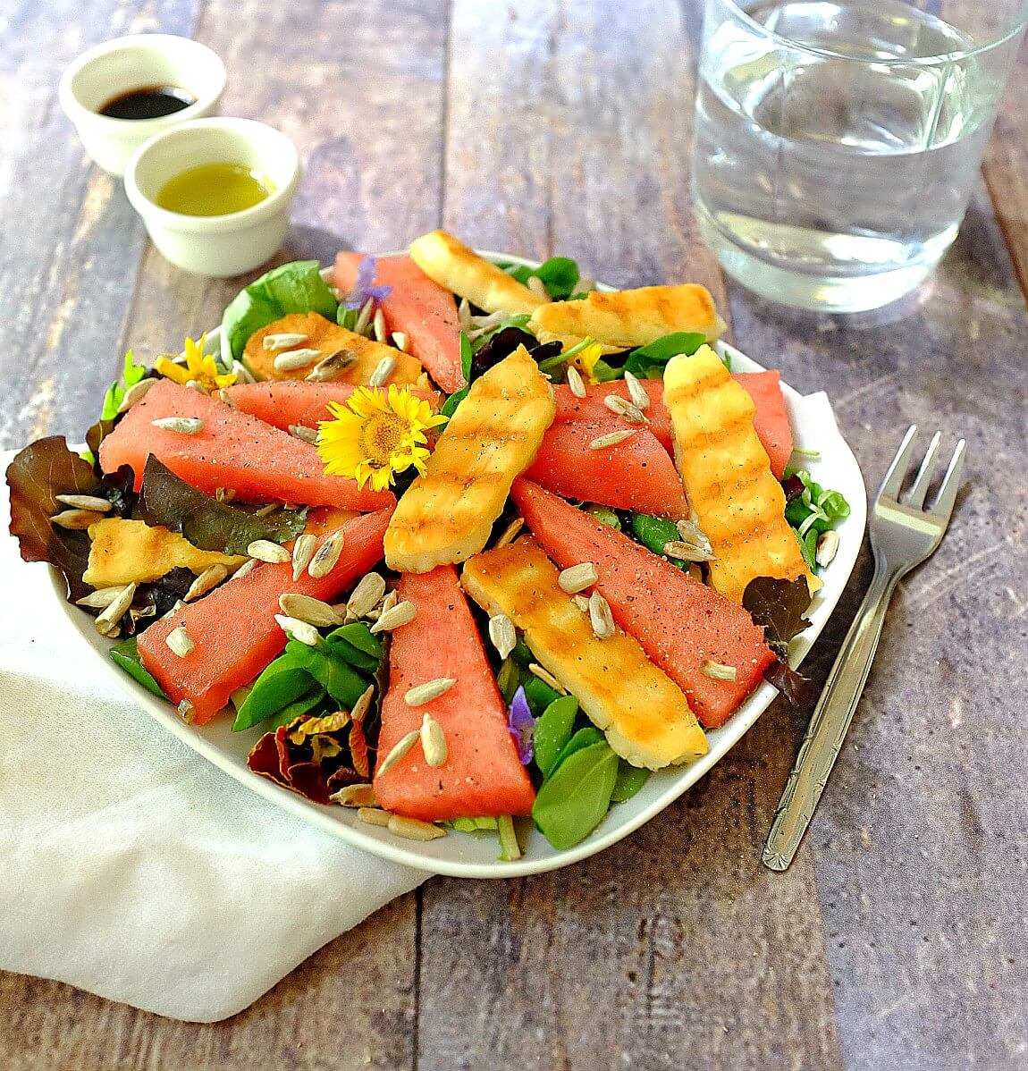 Melonen-Salat mit gegrilltem Halloumi