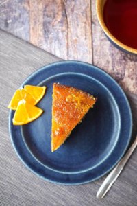 Dieser Mandarinen-Mandel-Kuchen zerschmilzt auf der Zunge. Die Zubereitung ist ganz easy und er ist sogar glutenfrei.
