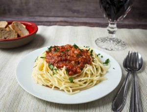 Ein leckeres schnelles Mittagessen: Spaghetti mit einer superfixen Thunfisch-Sauce.