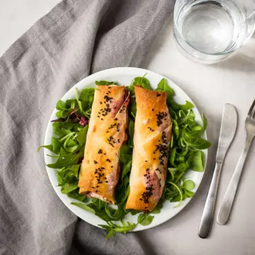 Diese kleine leckeren Rote-Bete-Feta-Röllchen sind super köstlich und einfach zu zubereiten.