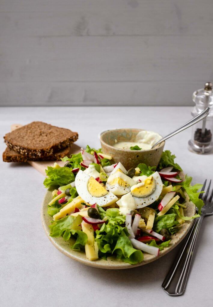 Herzhafter Käse-Ei-Salat - Schnelle &amp; einfache Rezepte