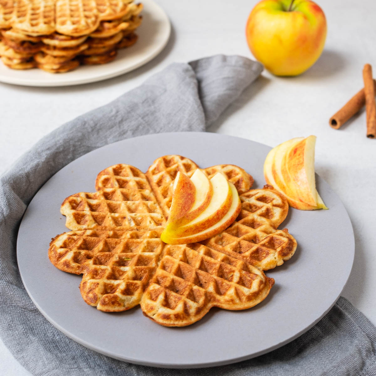 Einfache köstliche Apfelwaffeln - Schnelle Rezepte aus meiner Küche