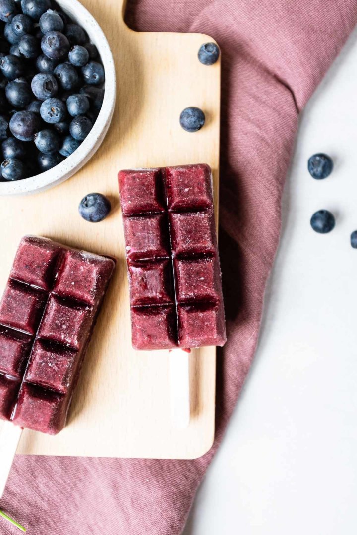 Blaubeer-Joghurteis am Stiel - Schnelle &amp; einfache Rezepte