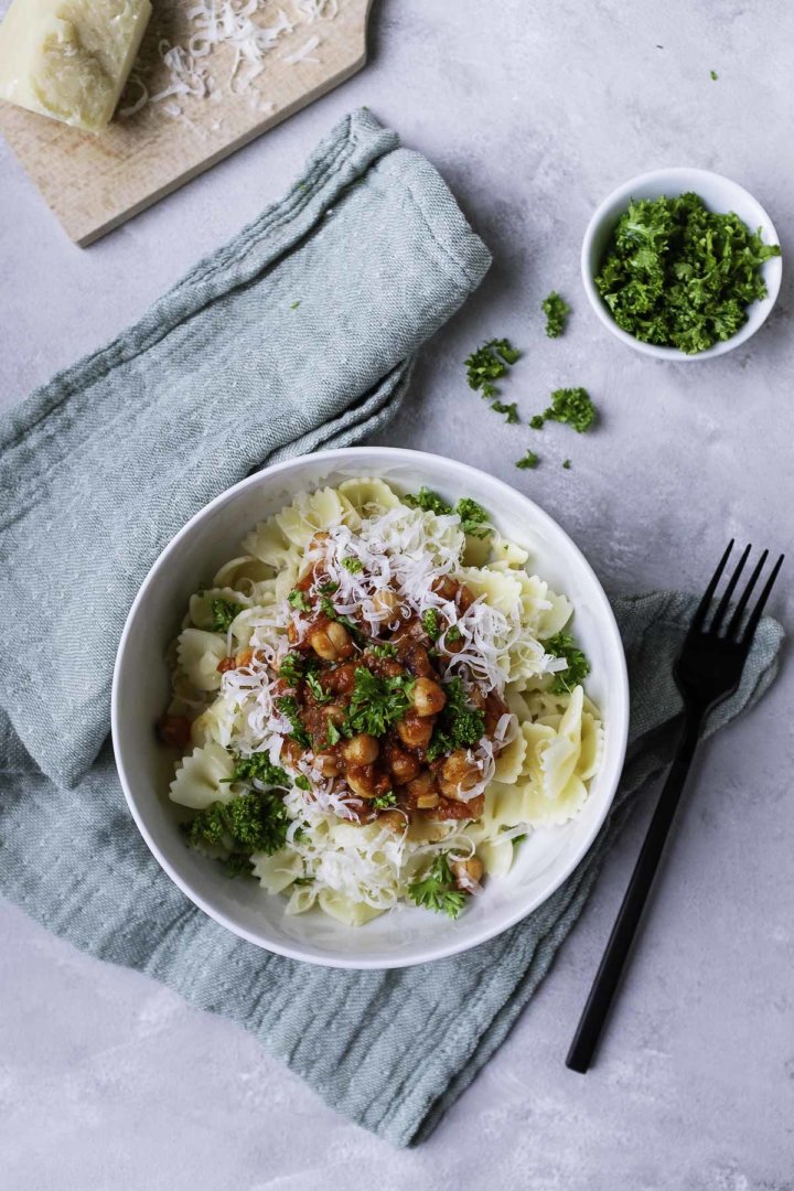 Pasta mit KichererbsenTomatensauce (Pasta e Ceci) Schnelle & einfache Rezepte