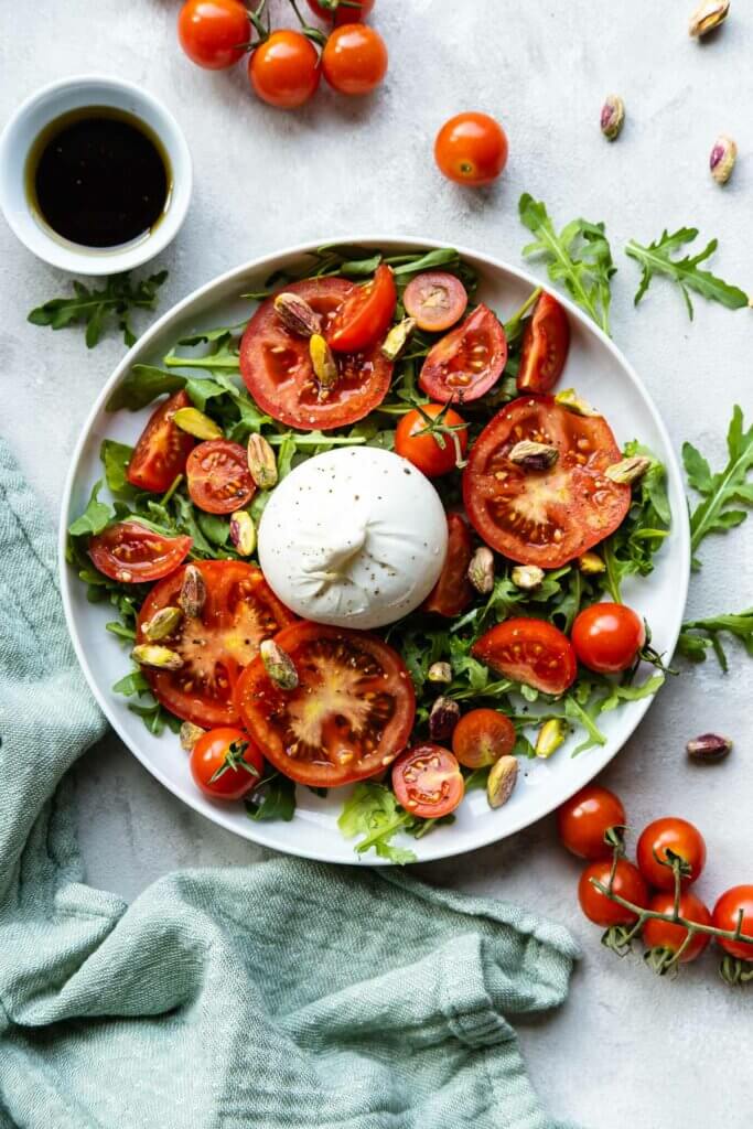 Tomaten-Burrata-Salat Caprese