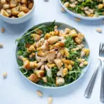 Weiße Bohnen-Rucola-Salat mit Zitronen-Mandel-Pesto