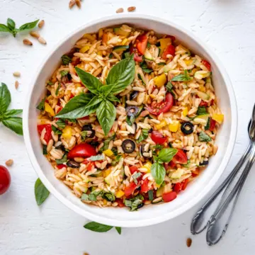 Orzo-Pasta mit gegrillten Gemüse