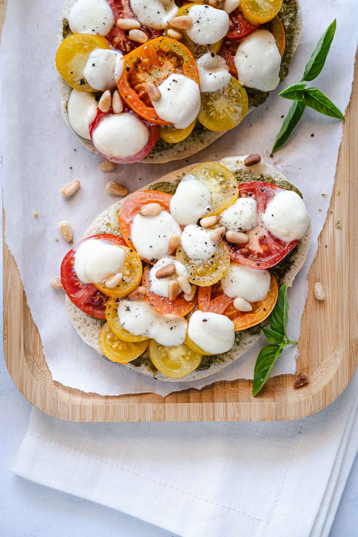 Überbackenes Caprese Sandwich - Schnelle &amp; einfache Rezepte